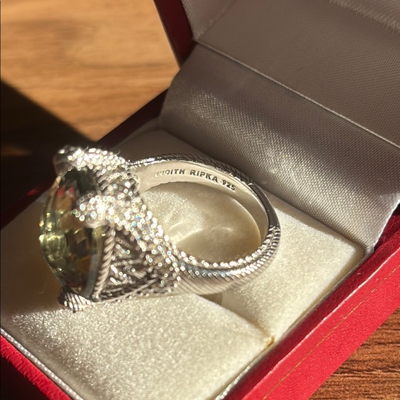 Judith Ripka mint quarts cocktail ring - Picture 6 of 10